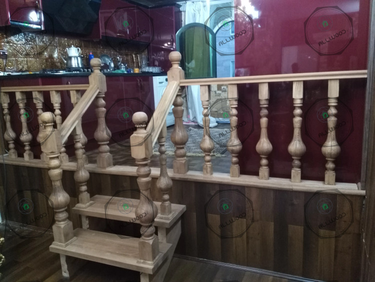 پایه نرده مدل توپی چوب روسی - راش